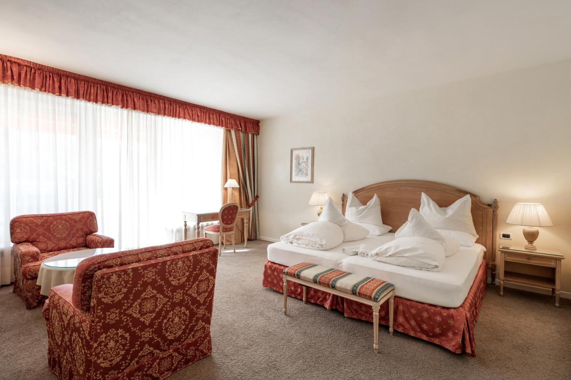 Dominik Alpine City Wellness Hotel - Adults Only Bressanone Exterior photo